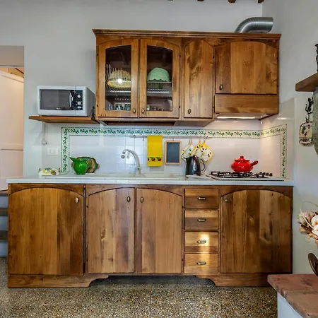 In A Overlooking Val Di Chiana Ferienhaus *