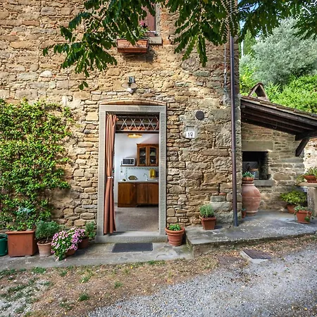 In A Overlooking Val Di Chiana Cortona